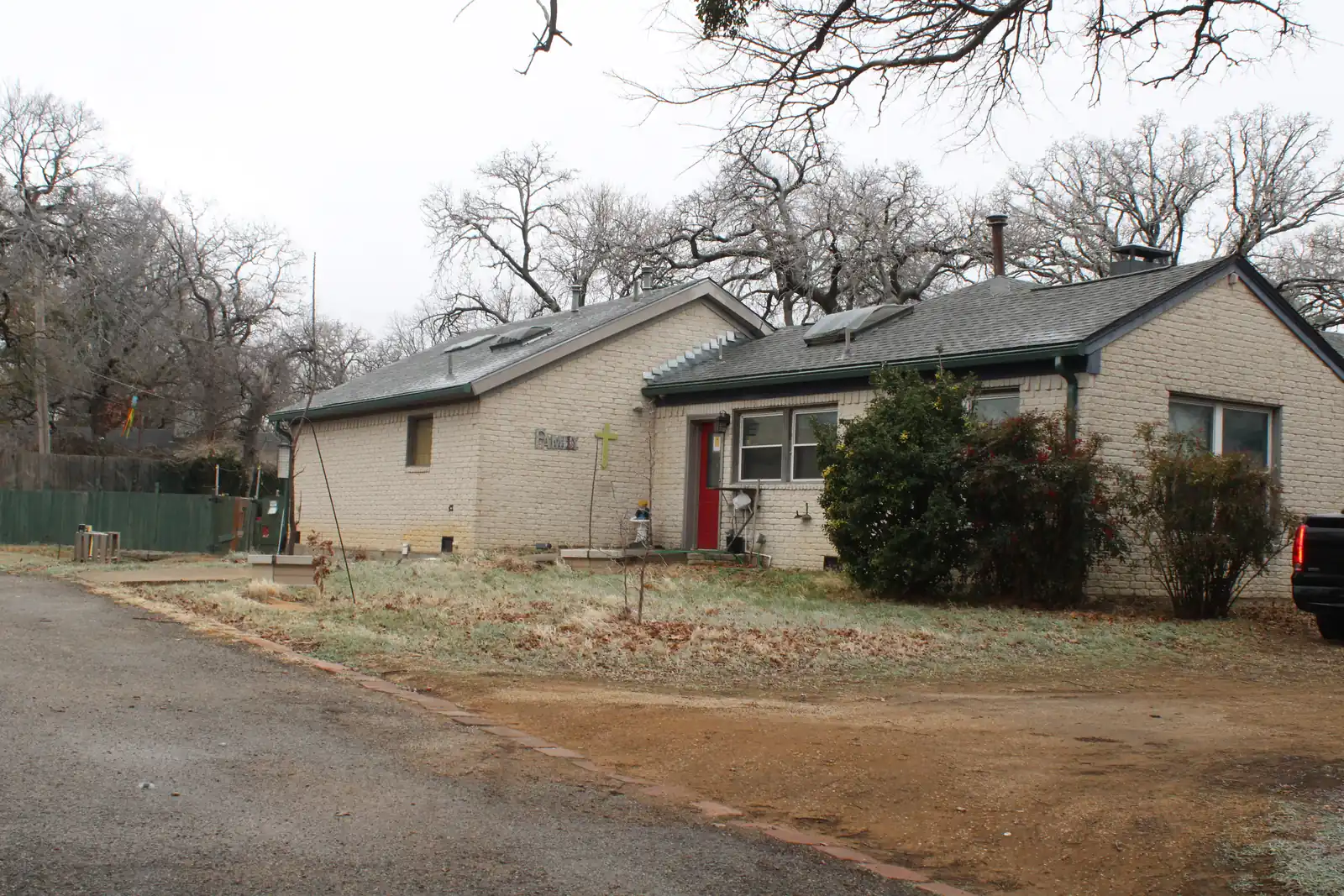 Ranch style home on a large lot in Mesa