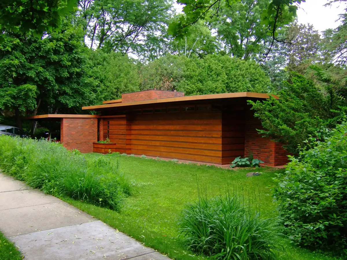 Mid century modern in Krisana Park