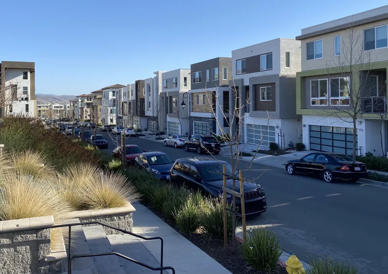 Lock and leave townhome near the Domain