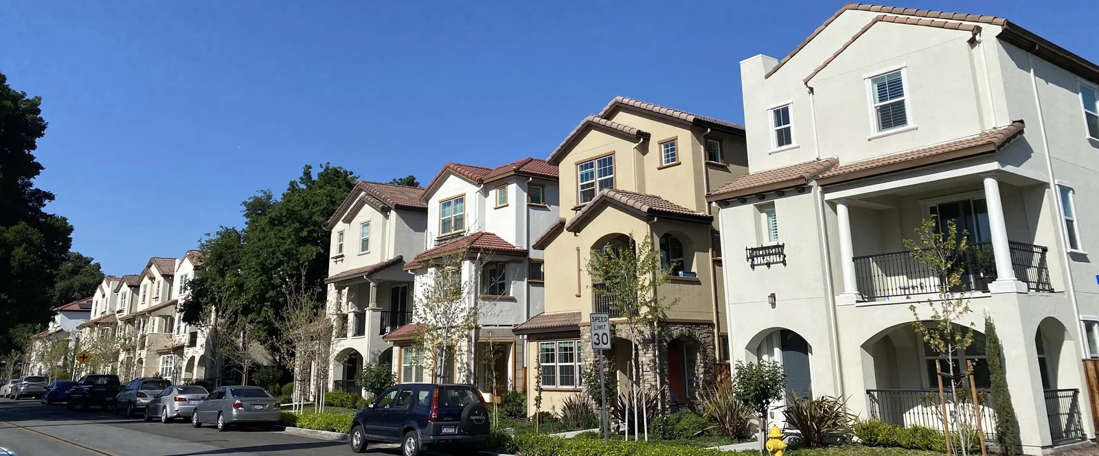 2 bed townhome for rent near UCF